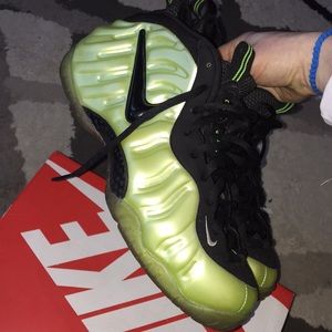 Nike air foamposites neon Green sneakers